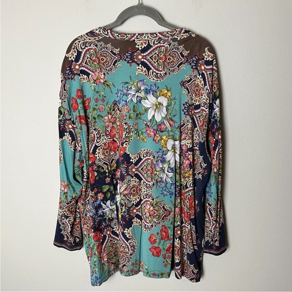 Johnny Was Indi Flower Print Henley Top Sz XL 3/4 Sleeves Floral Bamboo Spandex - Picture 4 of 6